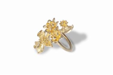 Dámský masivní  prsten Sakura Materiál: Zlato 585/ 1000