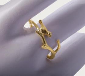 Dámský prsten s ptáčkem Materiál: Zlato 585/ 1000
